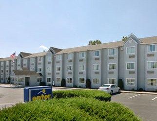 Microtel South Charleston