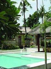 Coconut Grove Village Hotel Bali