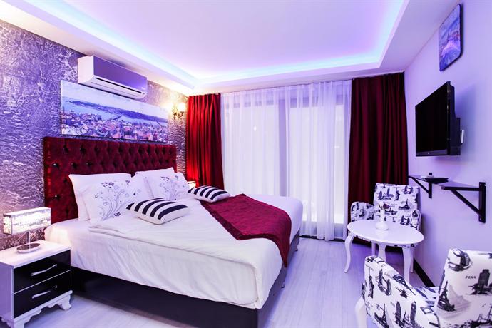 Taksim Doorway Suites