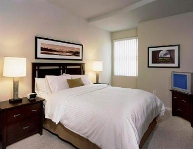 Oakwood Montrachet Apartments Denver West Lakewood (Colorado)