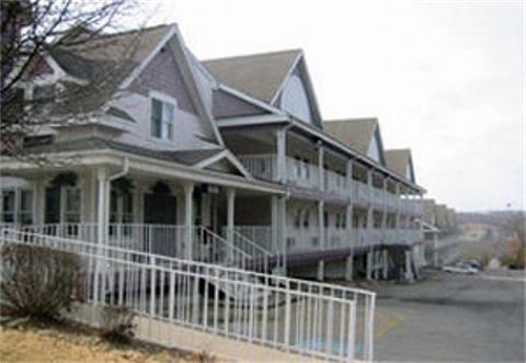 Queen Anne II Motel