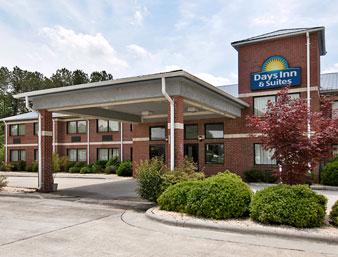 Days Inn & Suites Warsaw