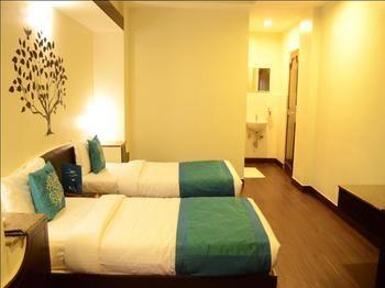 OYO Rooms Laxminarayan Theatre Swargate