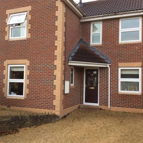 Homestay in Winterbourne near Winterbourne United F.C.
