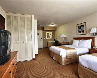 Best Western Woodsview Inn Milwaukee