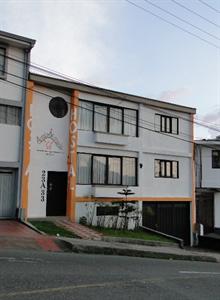 Aqui Me Quedo Hostel Manizales