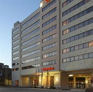 Sheraton Iowa City Hotel