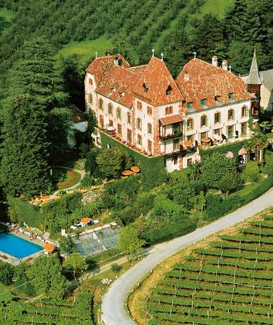 Hotel Castello Schloss Labers