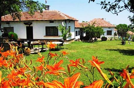 Holiday Village Diadovite Kashti