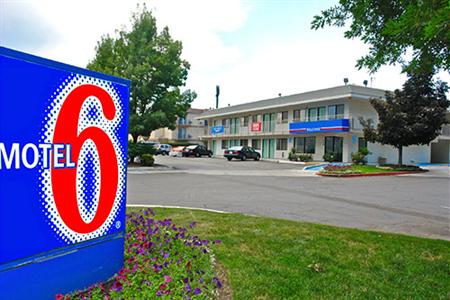 Motel 6 Medford South