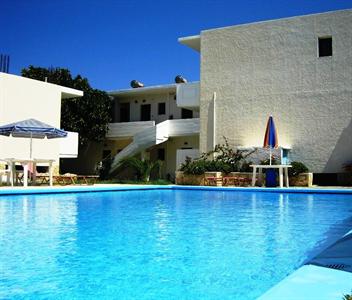 Karmi Studios & Apartments