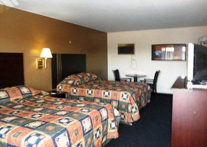 Rodeway Inn & Suites