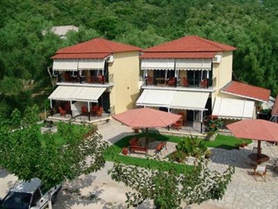 Natasa Studios Poros