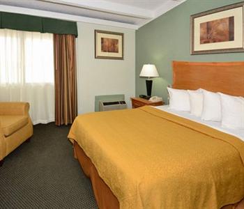 Quality Inn & Suites Council Bluffs