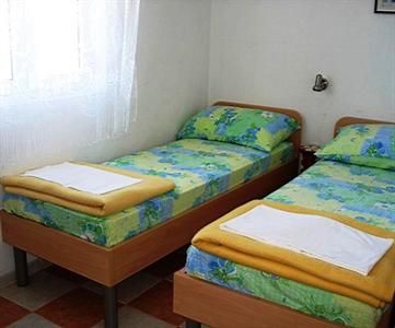Apartments Toni Rogoznica