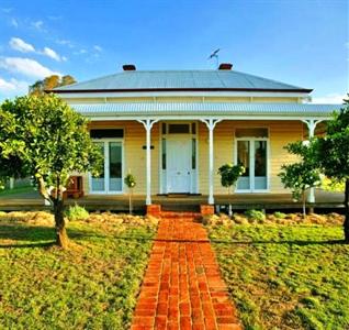 Glen Falloch Farm Cottage Boho South