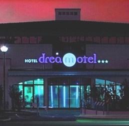 Dreamotel