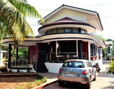 Henmil Holiday Homes
