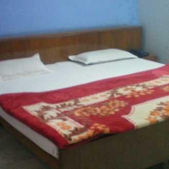 Hotel Apoorva Dlx