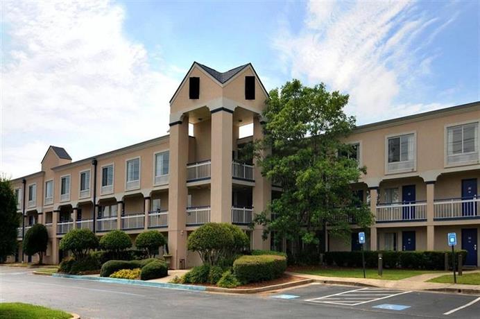 Norcross Inn and Suites