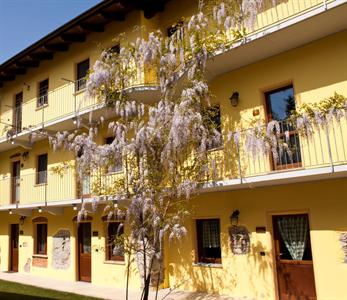 Agriturismo Tra Serra E Lago