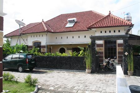 Alamanda Bed & Breakfast