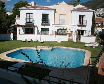 Apartamentos La Luna Nerja