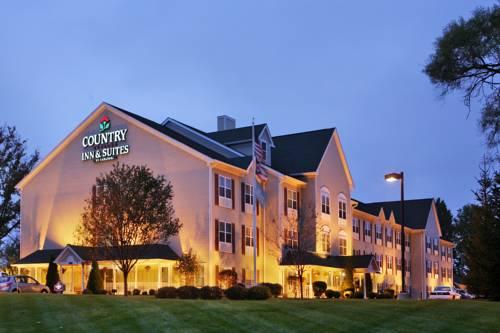 Country Inn & Suites Columbus Airport East