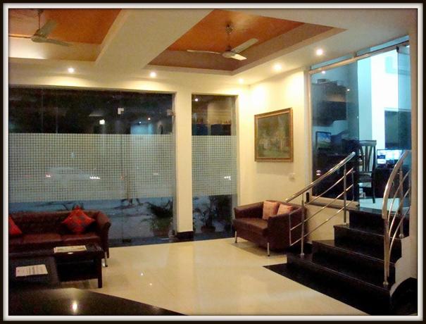 Hotel Imperial Residency Gurgaon