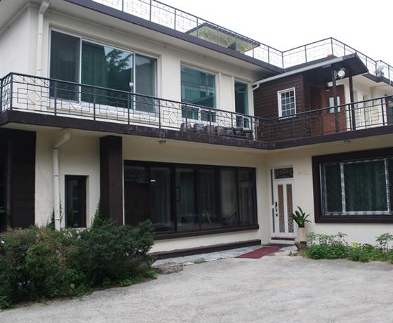Alps Seoul Guesthouse