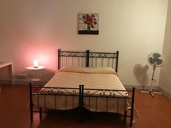 B&B and Hostel Parco Corsini