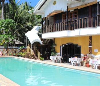 Villa Limpia Beach Resort