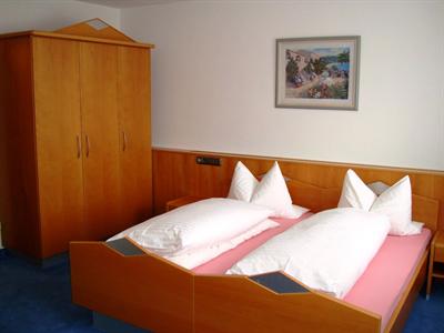 Pension & Hotel Garni Demmel Bruckmuhl