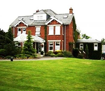 Duxford Lodge