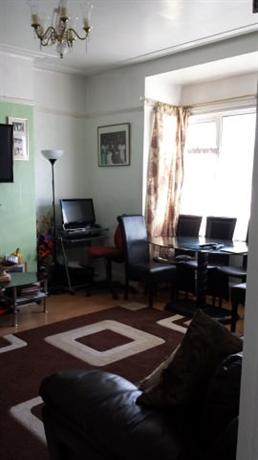 Homestay in Catford near Ladywell Railway Station