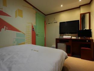 Khan Motel