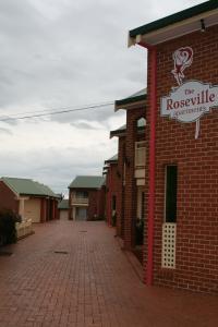 The Roseville Apartments