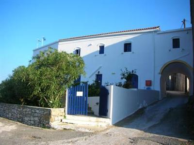 Kamares Apartments Aroniadika