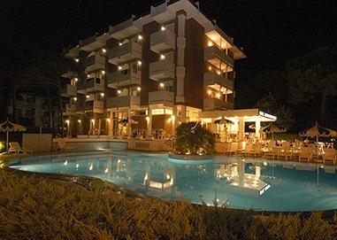 Hotel Ambassador Meuble