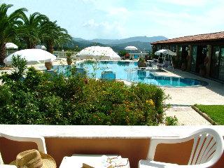 Voula Apartments Agios Stefanos
