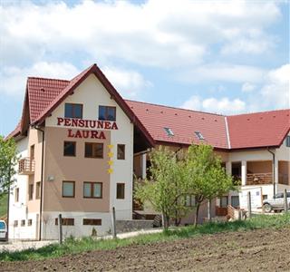 Pension Laura Petrestii de Jos