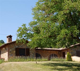 La Collina dei Ciliegi Cherry Tree Hill