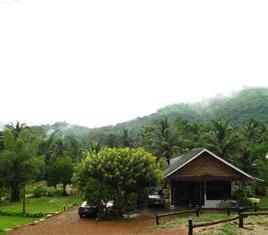 Moo Baan Nokrong Eco Camping