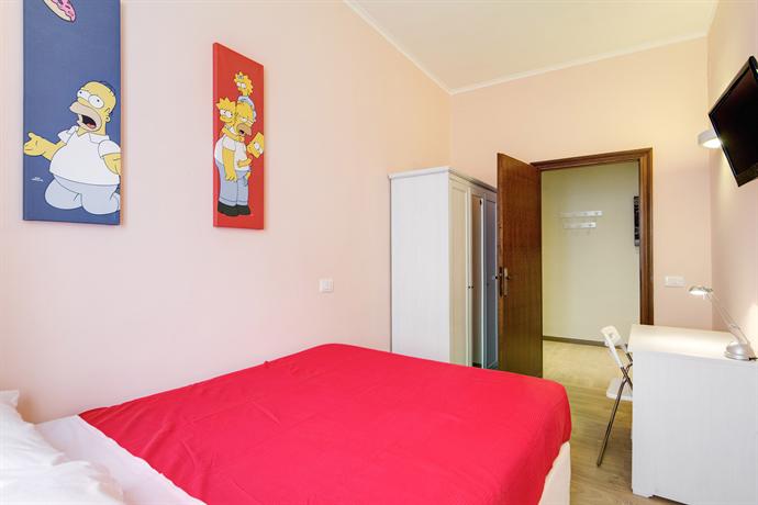 Colosseo Apartment up to 8 people free Wi-Fi A C