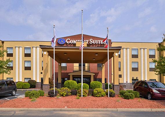 Comfort Suites East