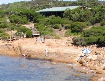 Woody Island Eco Stays Accommodation Esperance