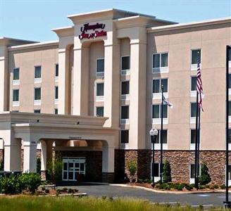 Hampton Inn & Suites Lanett I-85