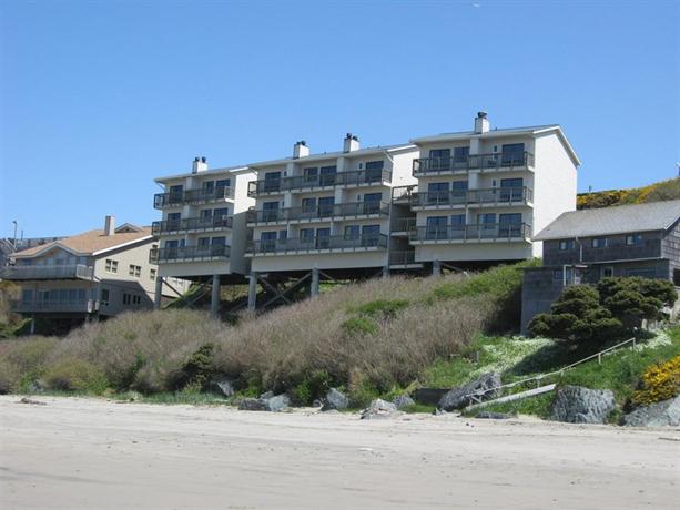 Sunset Oceanfront Lodging