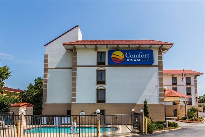 Comfort Inn & Suites Shallowford Village Chattanooga