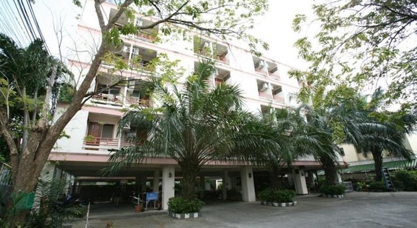 Beerapan Hotel & Apartment